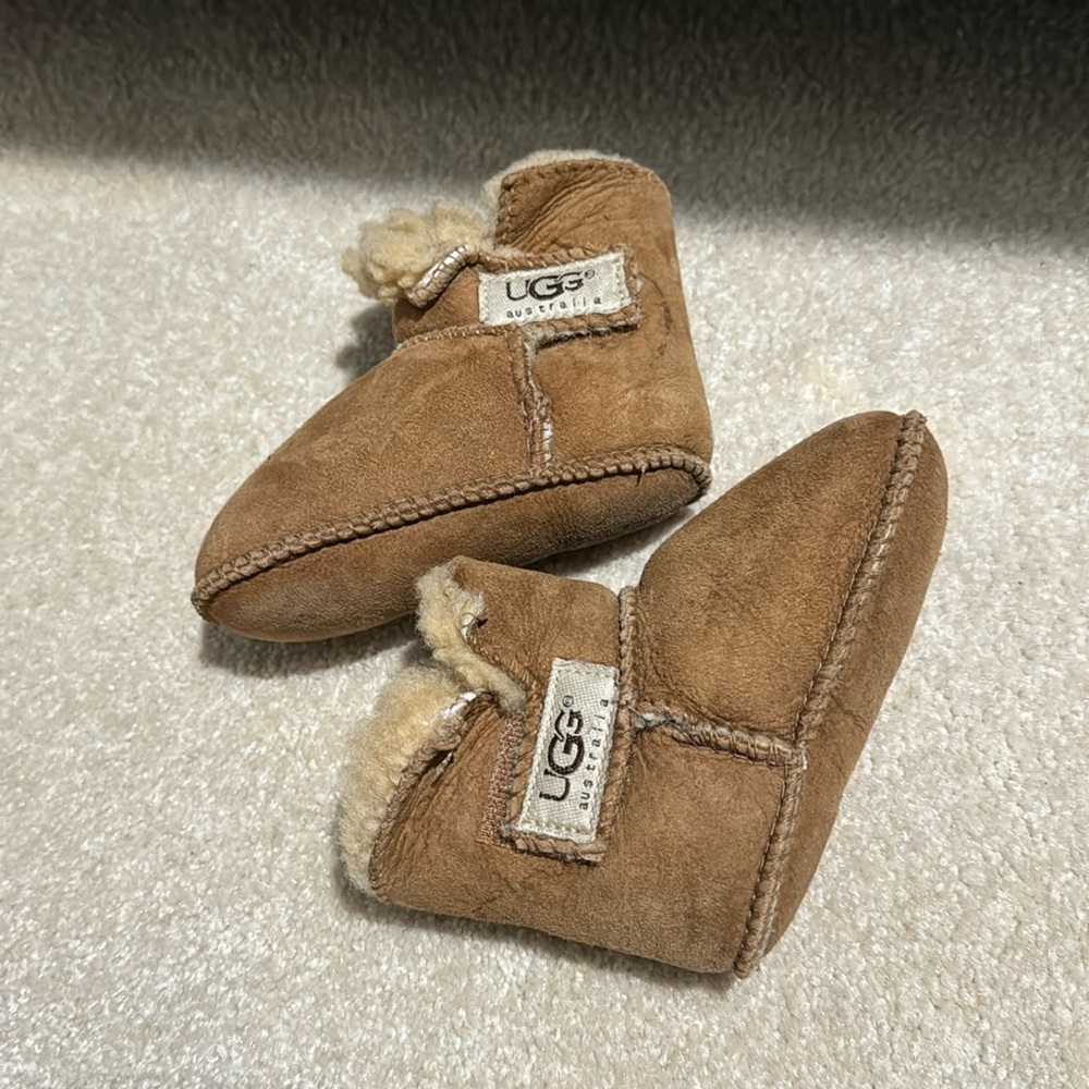 Ugg baby soft bottom slipper size small